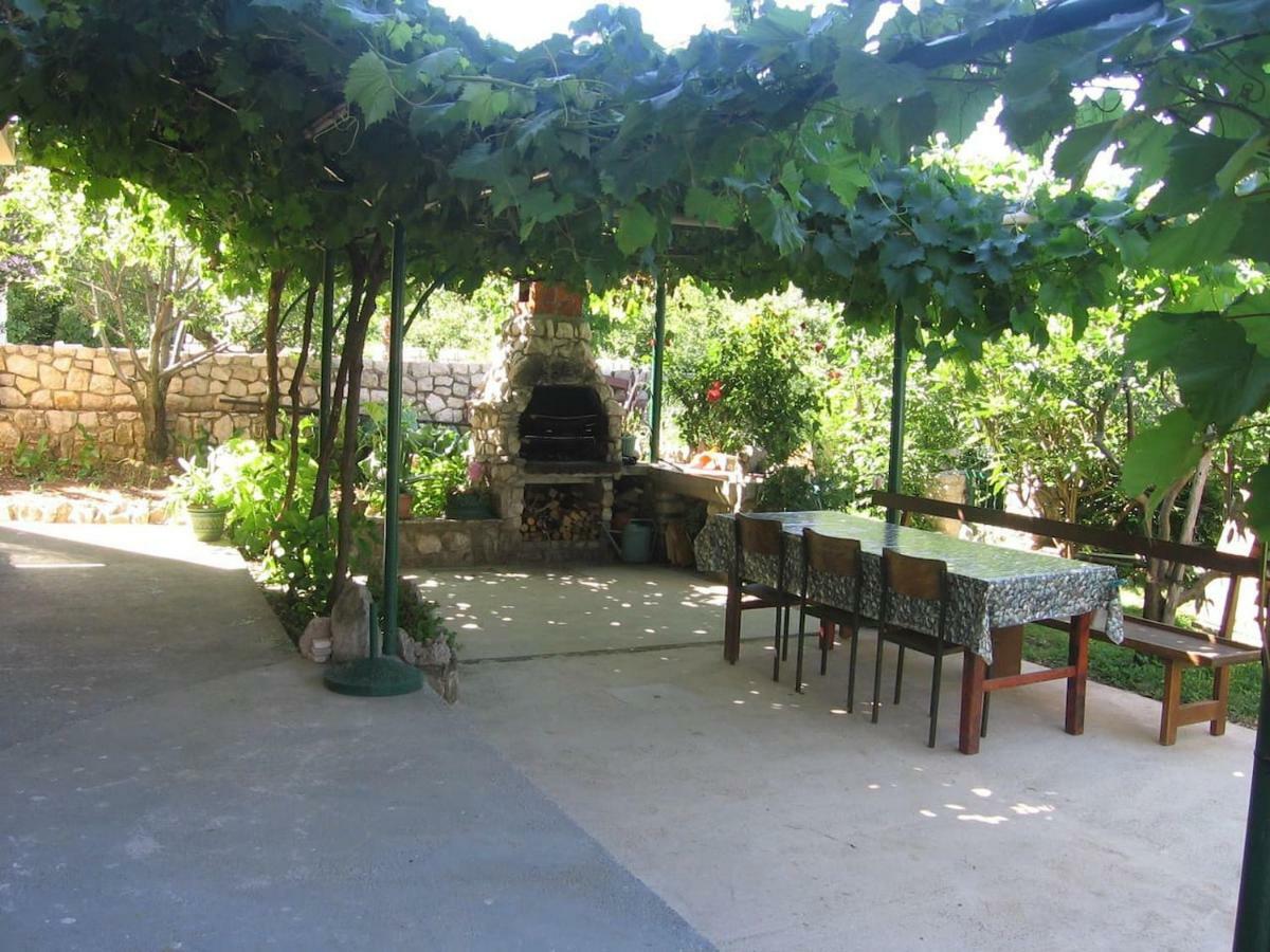 דירות יאדראנובו Apartman Valentic מראה חיצוני תמונה