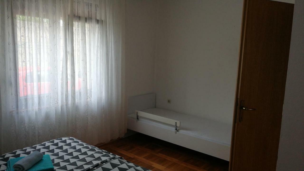 דירות יאדראנובו Apartman Valentic מראה חיצוני תמונה
